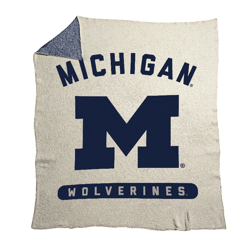 High-Quality Team Home Textiles for Team-Themed Living Rooms-Michigan Prime Luxe Dreams Throw