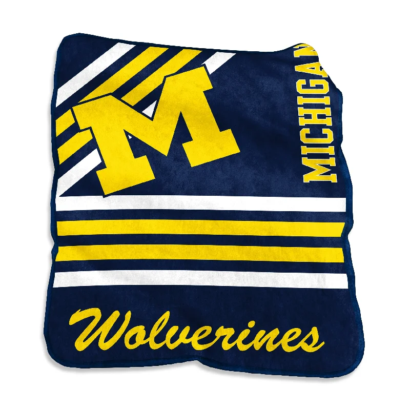 Football-Themed Team Home Textiles for True Fans-Michigan Raschel Throw