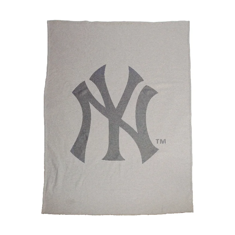 Team Home Textiles for Family Rooms with Team Spirit-New York Yankees Oversized Logo Sublimated Sweatshirt Blanket