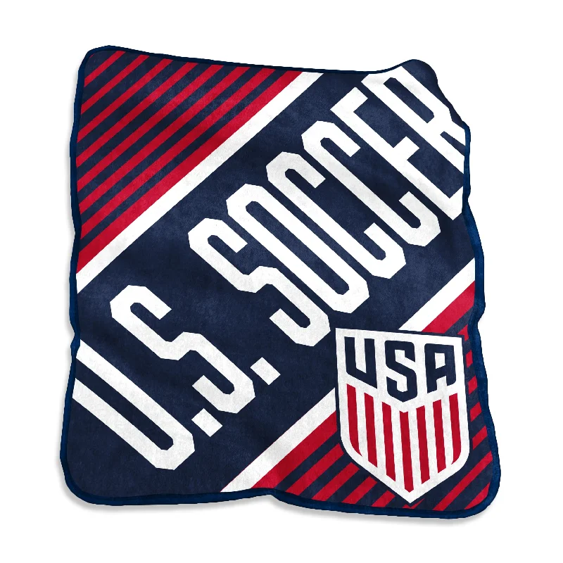 Soft and Cozy Team Home Textiles for Relaxing After Games-US Mens Soccer Distressed Raschel Throw