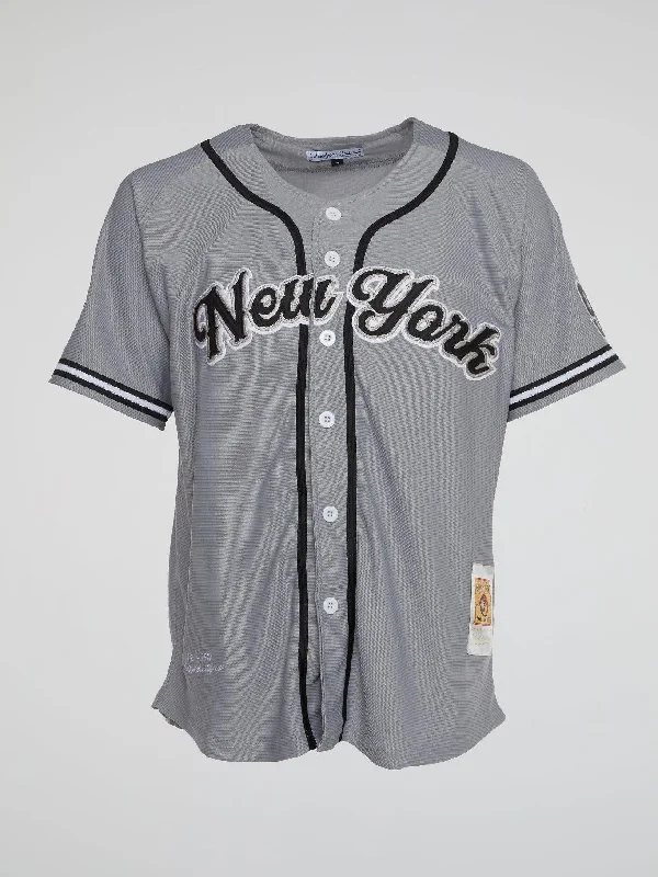 Official MLB Baseball Jersey for Authentic Look-Headgear - Black Yankees Baseball Jersey